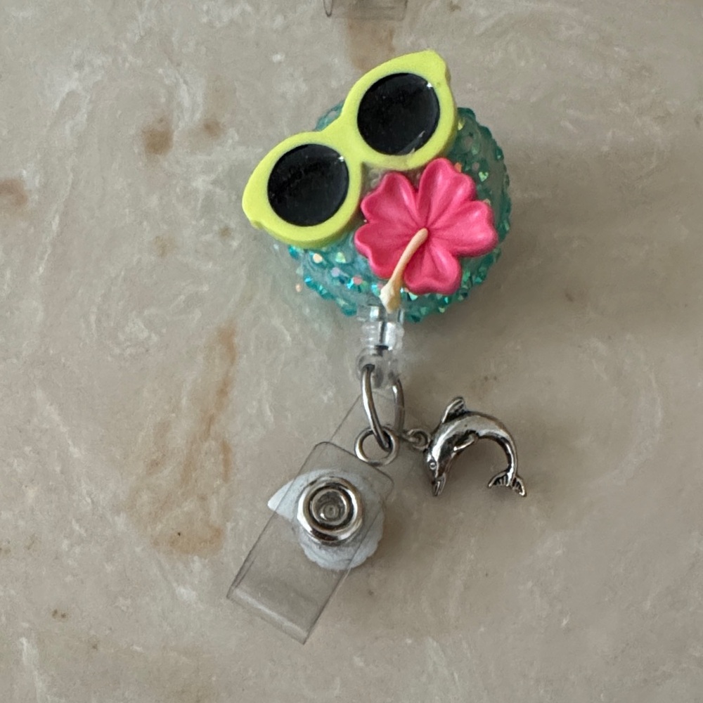 retractable badge holder